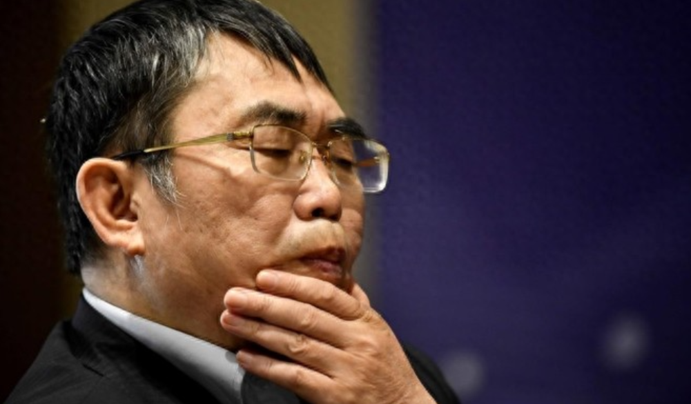 某记者从中国围棋协会获悉，中国围棋协会名誉主席、“棋圣”聂卫平九段昨晚在北京病逝