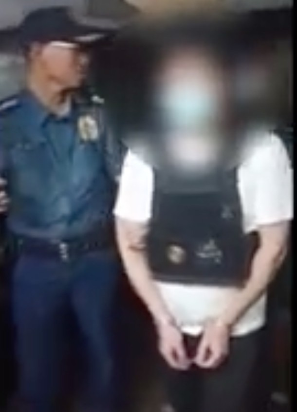 标题：











菲律宾抓了个人 他哥是前总统顾问







