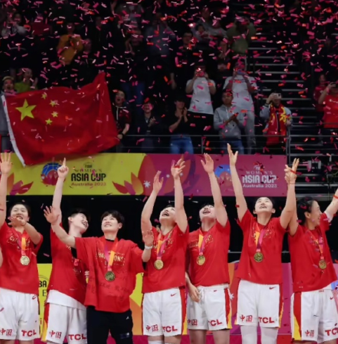 再战日本，中国女篮在半决赛上将对阵日本女篮，这也是两队近三年第三次交选！两年前，