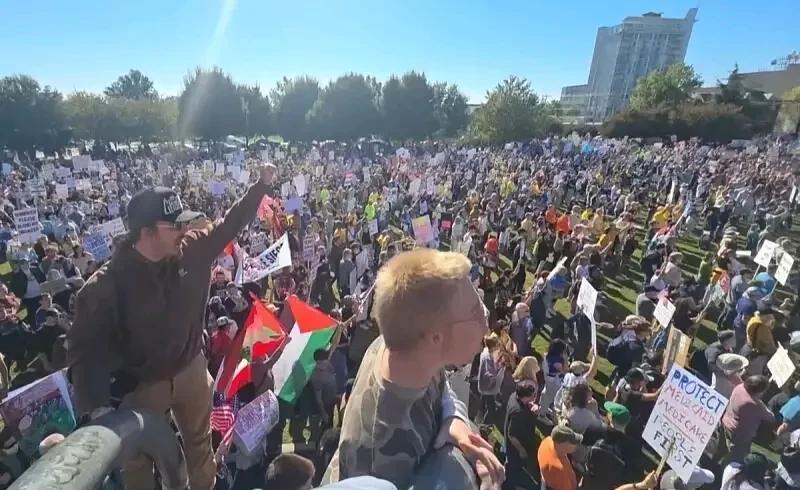 10月28日，美国参议院再次否决了拨款法案，政府将继续停摆，两党恶斗害苦了美国人