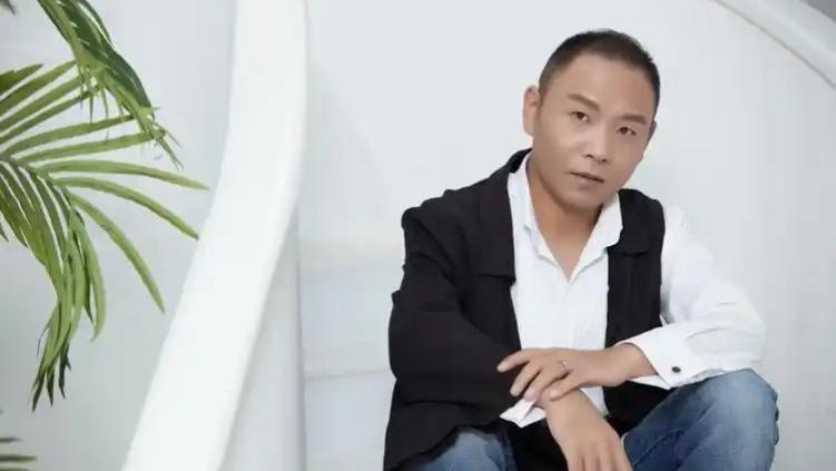 祁隆：从“亲民歌王”到“当代陈世美”，这些年他经历了什么?