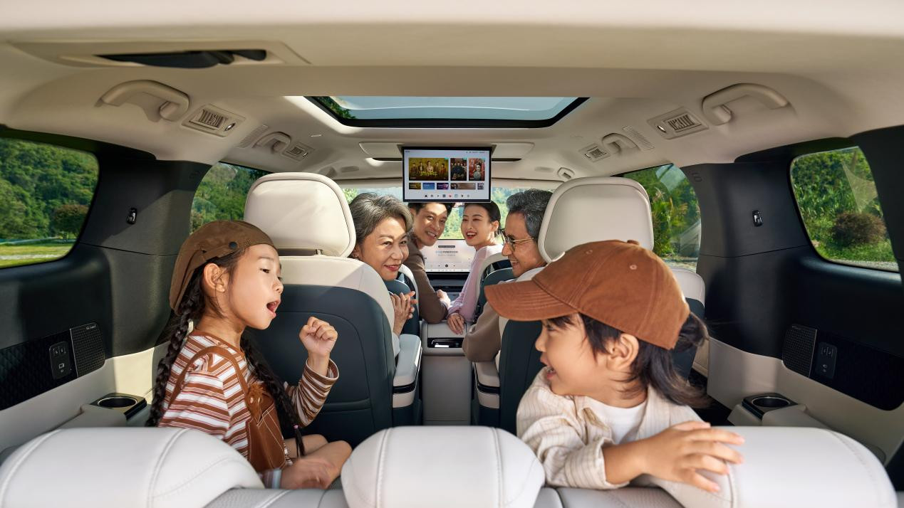 比亚迪2026款夏解锁家庭出行“头等舱”体验