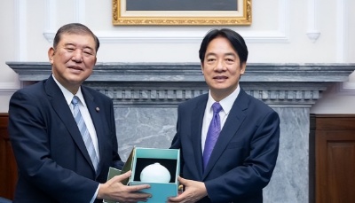 在美方的逼问下，日本针对台海冲突亮明态度，已向在台日企下通告。



说白了，日