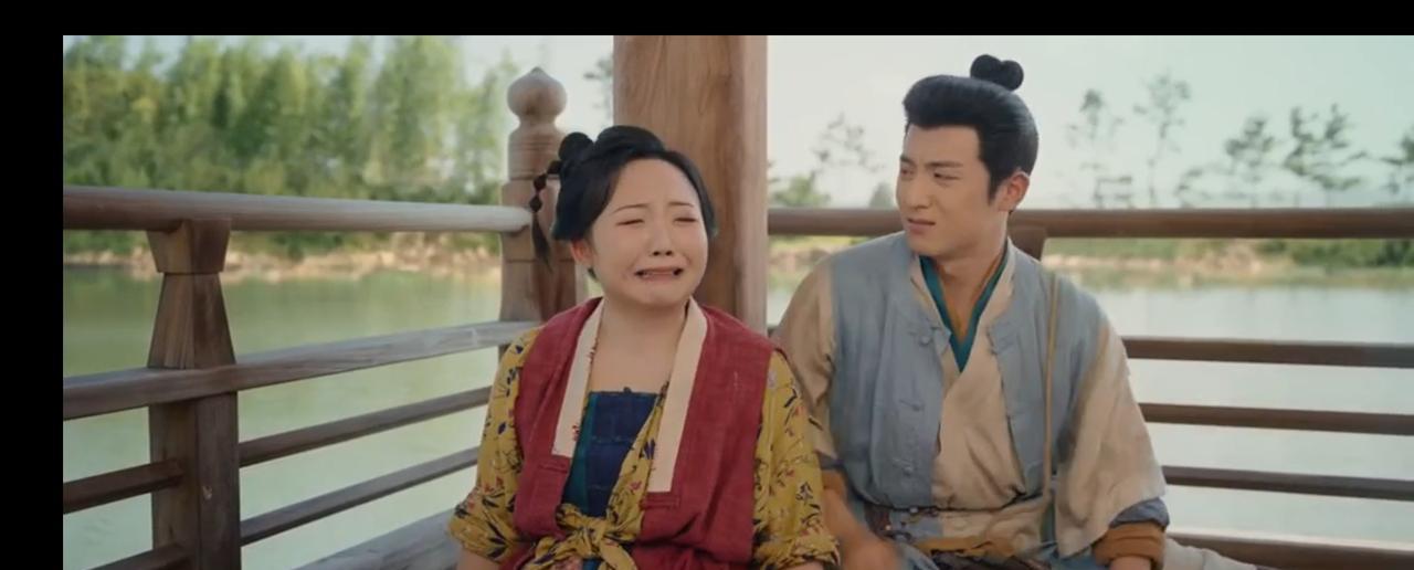 《芬芳喜事》中“夫君打不还手，婆婆骂不还口”的规矩真是一言难尽，艾四喜被罗洙泗关