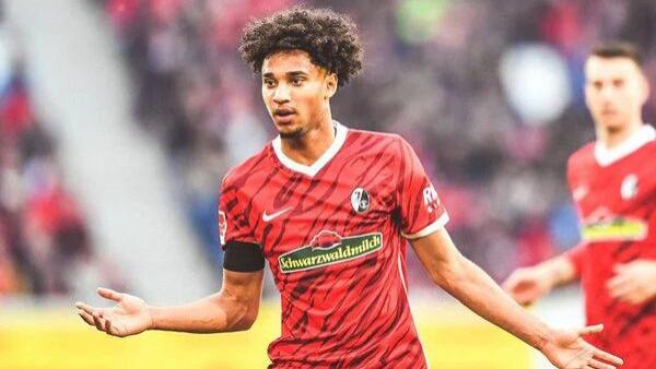 10.19  德甲焦点战：弗赖堡VS法兰克福，中游对决谁能打破僵局？