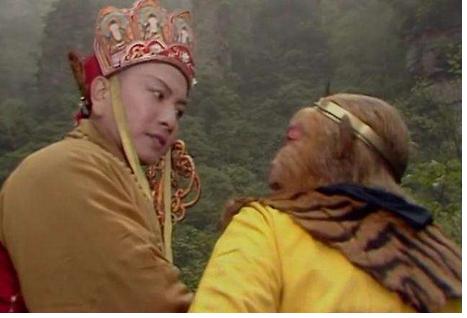 离开菩提祖师，不曾要贬书，离开唐僧，孙悟空为何要保存好贬书？