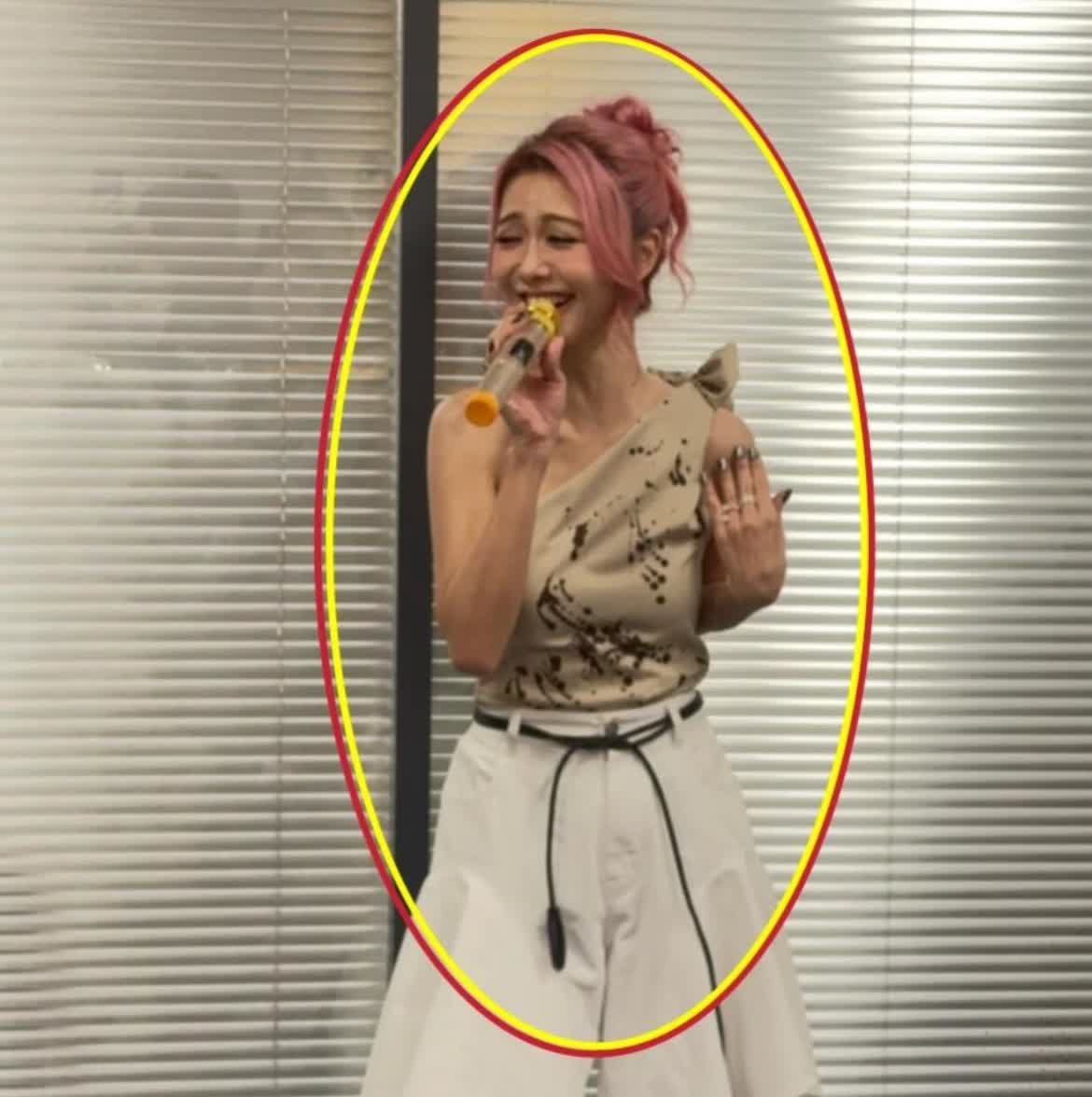老天奶…薛凯琪现实长这样？？？