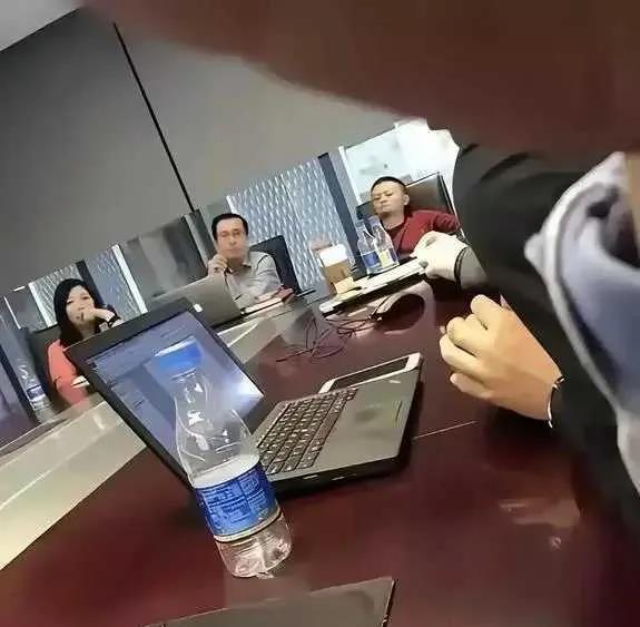 就这态度，办他就对了。