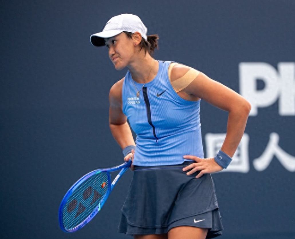 据悉，中国选手王曦雨因伤退出2026澳网女单资格赛。
2026年澳大利亚网球公开