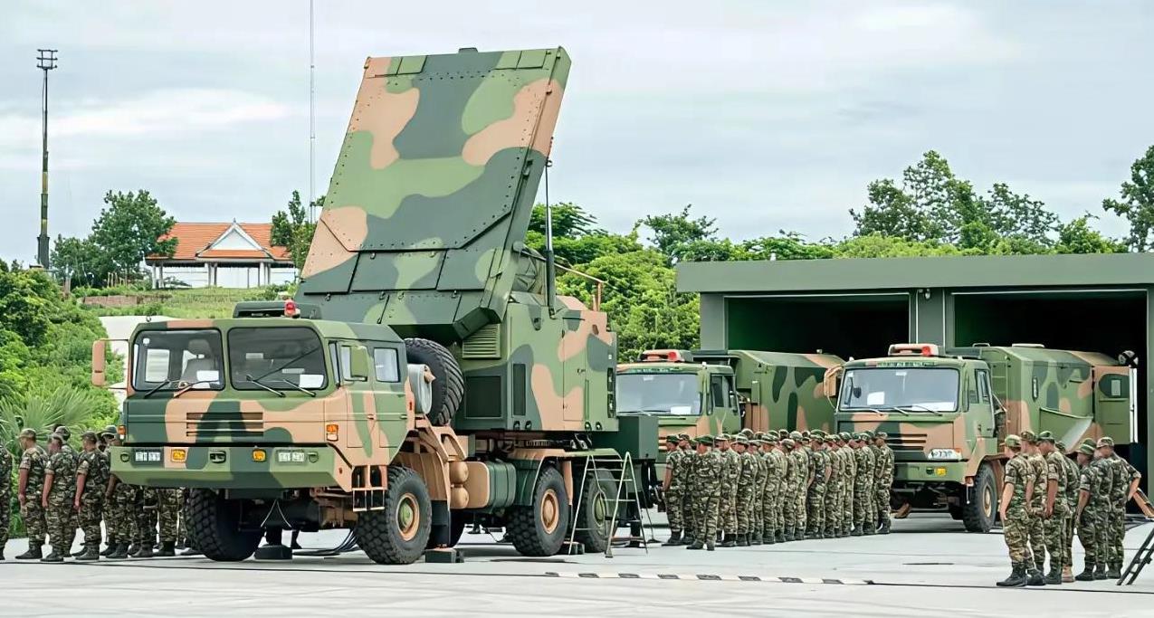 柬埔寨从中国购买的凯山防空系统，这些防空系统压根就没部署在柬泰边境，而是用来拱卫