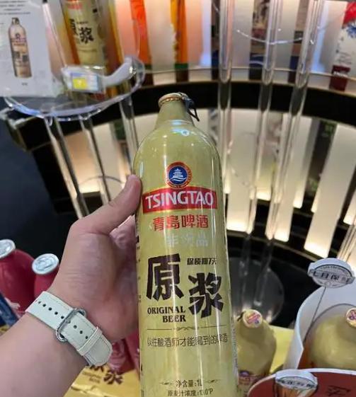青岛啤酒为什么要加大米？
青岛啤酒的制作工艺最初引进的是德国的酿造工艺，可是德国