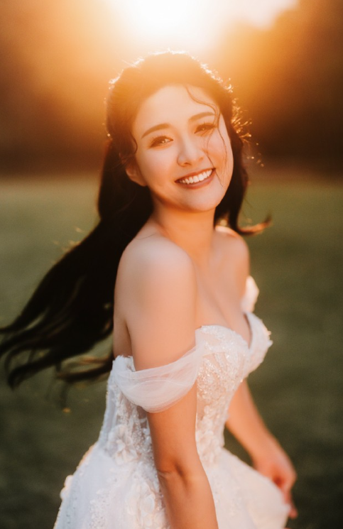 港风姐姐江嘉敏的浪漫穿搭，状态是不是挺可以的？ ​​​