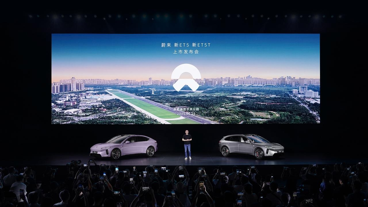 超500项升级，蔚来新ET5、新ET5T上市，售价29.8万