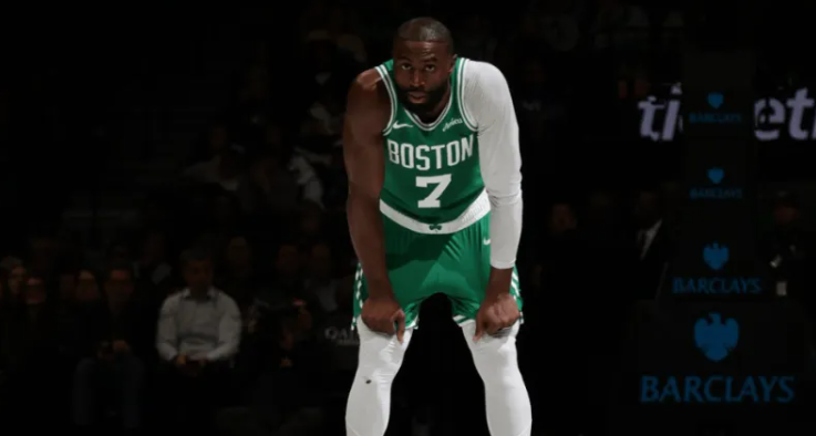 昨日NBA常规赛，凯尔特人客场113-99战胜篮网。
全场比赛，凯尔特人球员杰伦