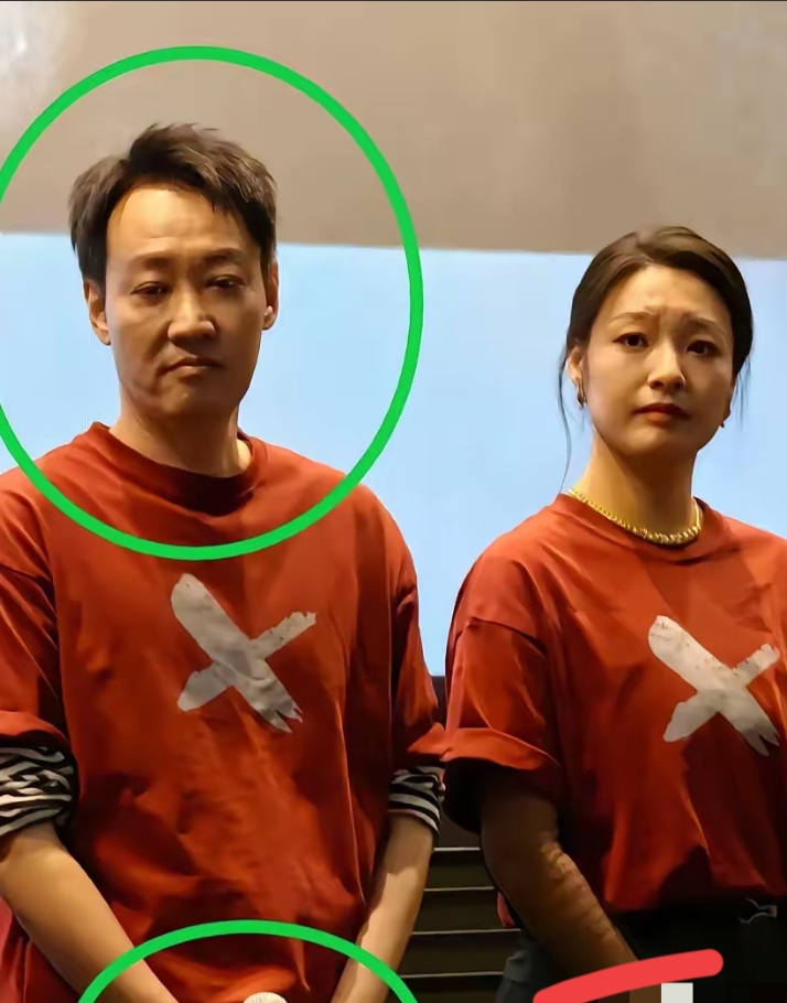 辛柏青强撑工作不容易啊！

辛柏青在四月底的新电影宣传中，被问及妻子朱媛媛时，他