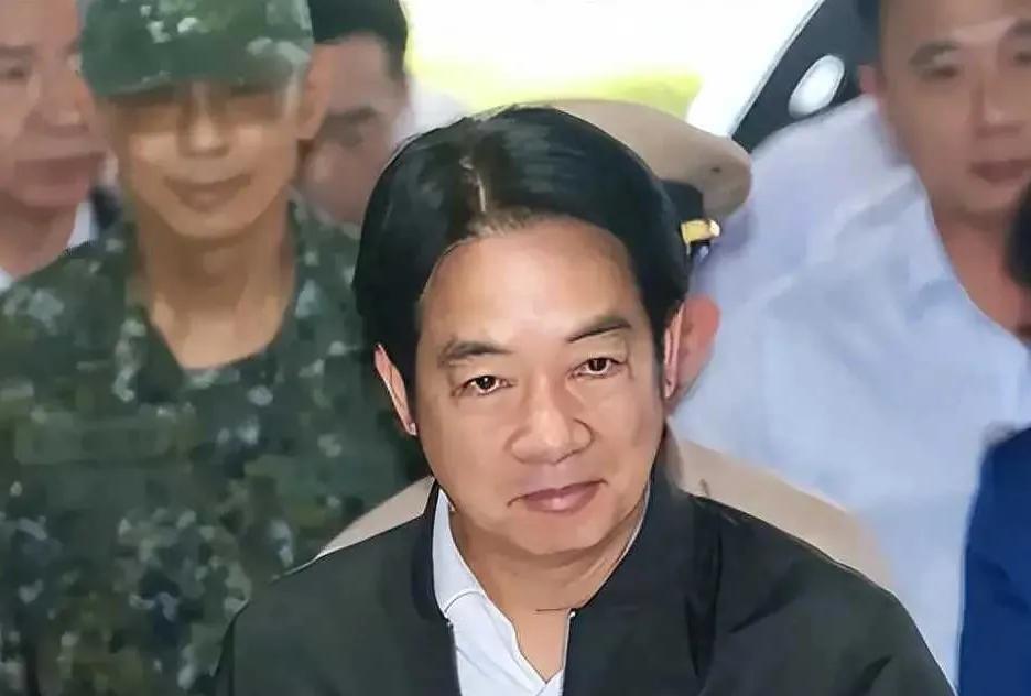 蔡英文是个叛徒！如今，赖清德又步其后程。虽然，她下台了近一年时间，但她的行径给两