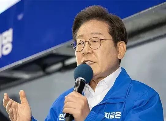 李在明不来北京参加中国纪念抗日战争胜利80周年的大阅兵，只能说明其缺乏战略远见和