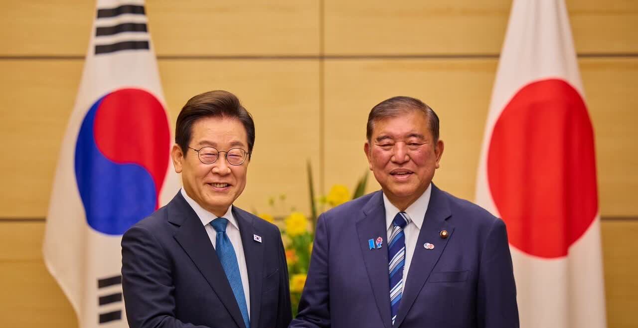 【韩国总统抛弃“反日人设”，把中美晾在一边，首个外访直奔日本】

韩国政坛上