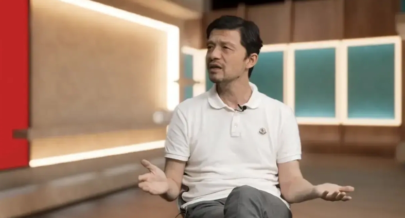 谢晖一句“没球探”，揭开中国足球青训核心问题。
在欧洲五大联赛，各足球机构在小球