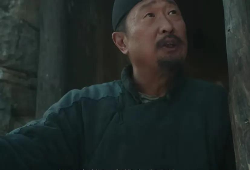 《生万物》
宁绣绣（杨幂 饰）的老公公逼着她去找亲爹要地，她不愿意去，封大脚（欧