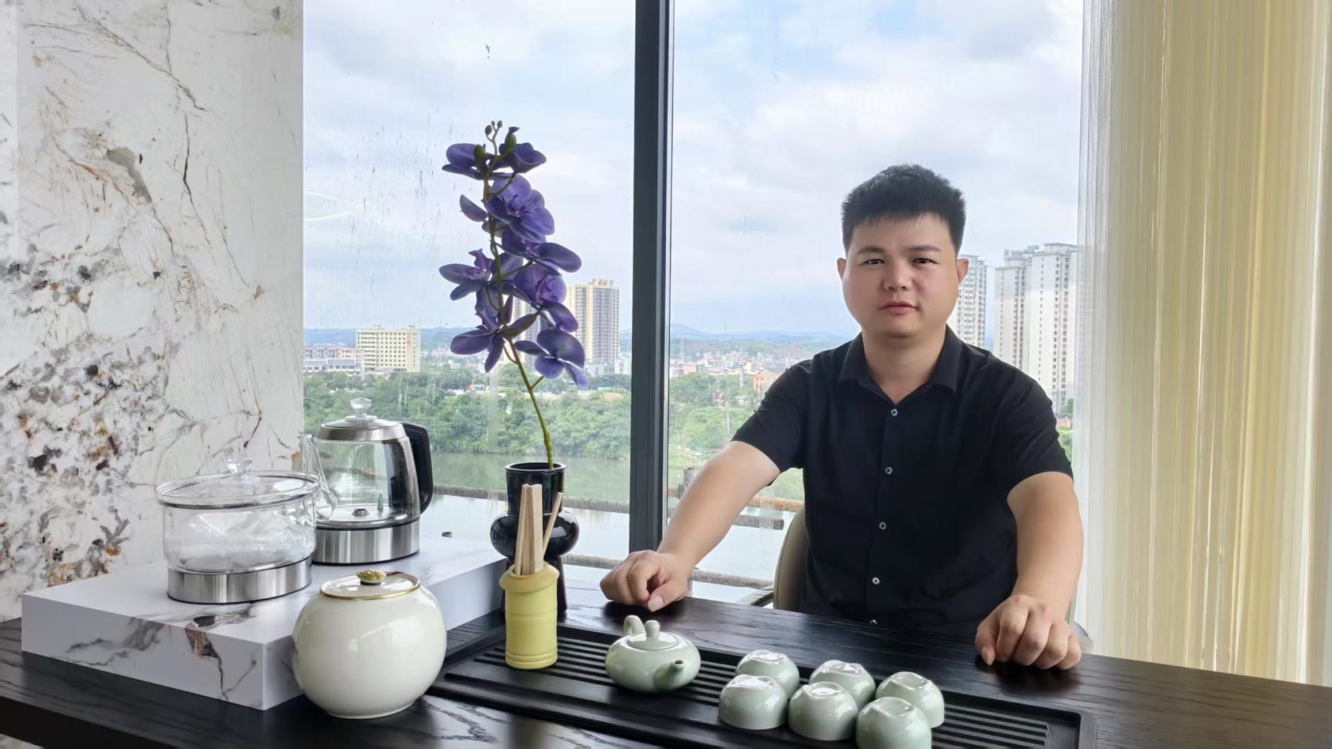 【家乡之声 唱响耒阳】钟叶军首支原创音乐作品《耒阳，耒阳 我们的家乡》温情上线