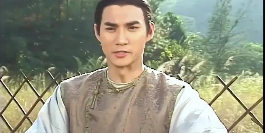 | 陈近南·郑克塽·施琅 |
施琅因为家人被郑家杀光，被迫投靠了清廷。
郑家和施