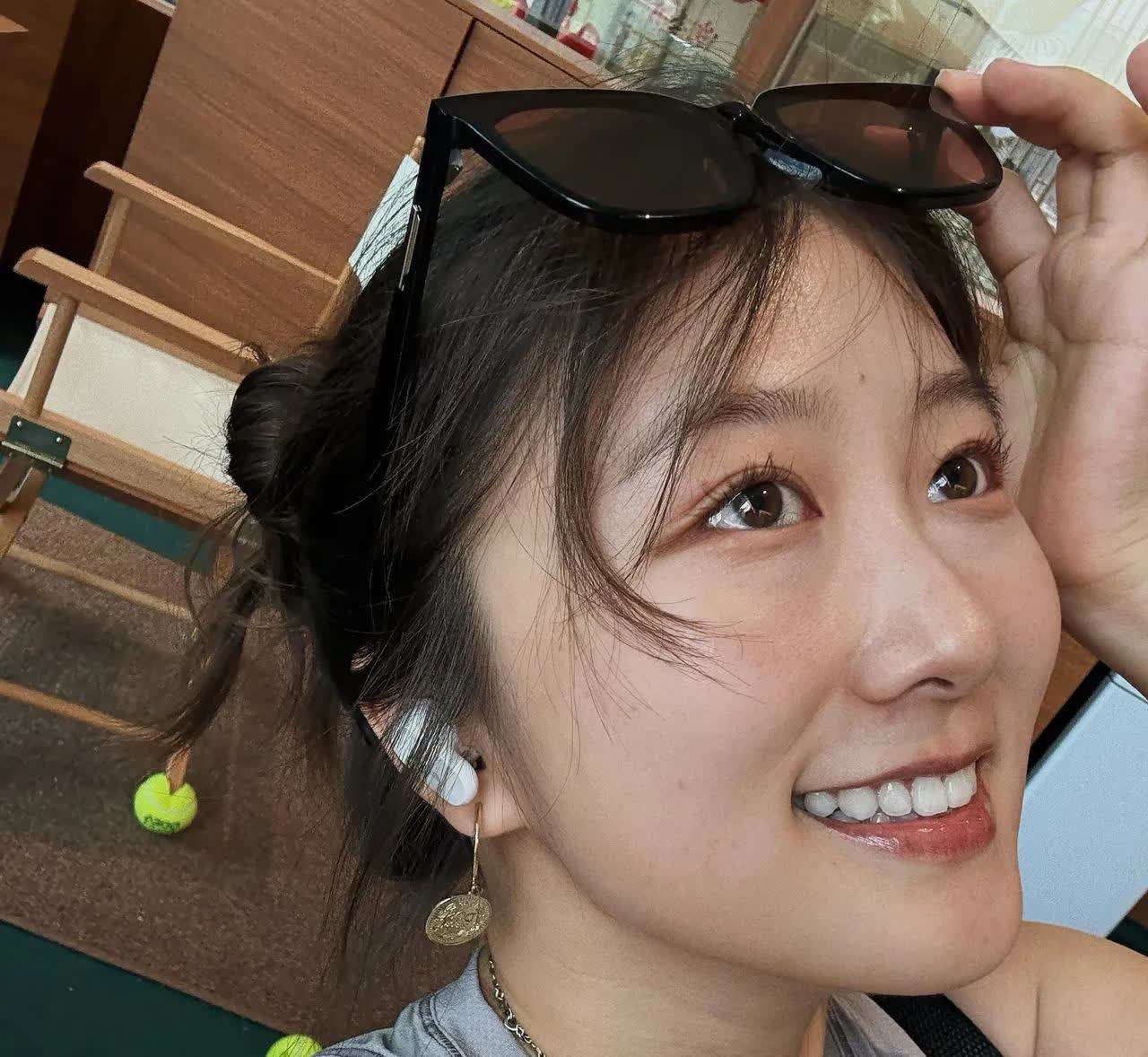发现没？
职业是医生的父母基本不会让自己的孩子学医。
职业是律师的父母基本都