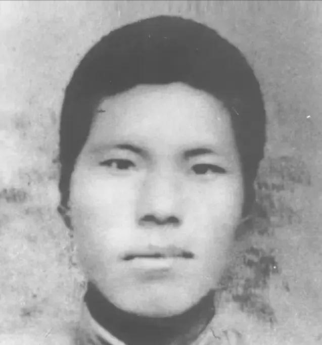 于思礼(1912.6.27—1943.10)字敬斋。河南省济源县亚桥乡东石露头村