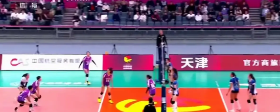 上海女排客场3:0天津女排，天津球迷朋友是这样做的

一、没有怨天尤人，根本没提