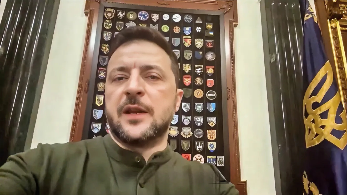泽连斯基到头了
近日，特朗普就乌克兰的诸多问题进行了公开回应，表示将于4日晚间更