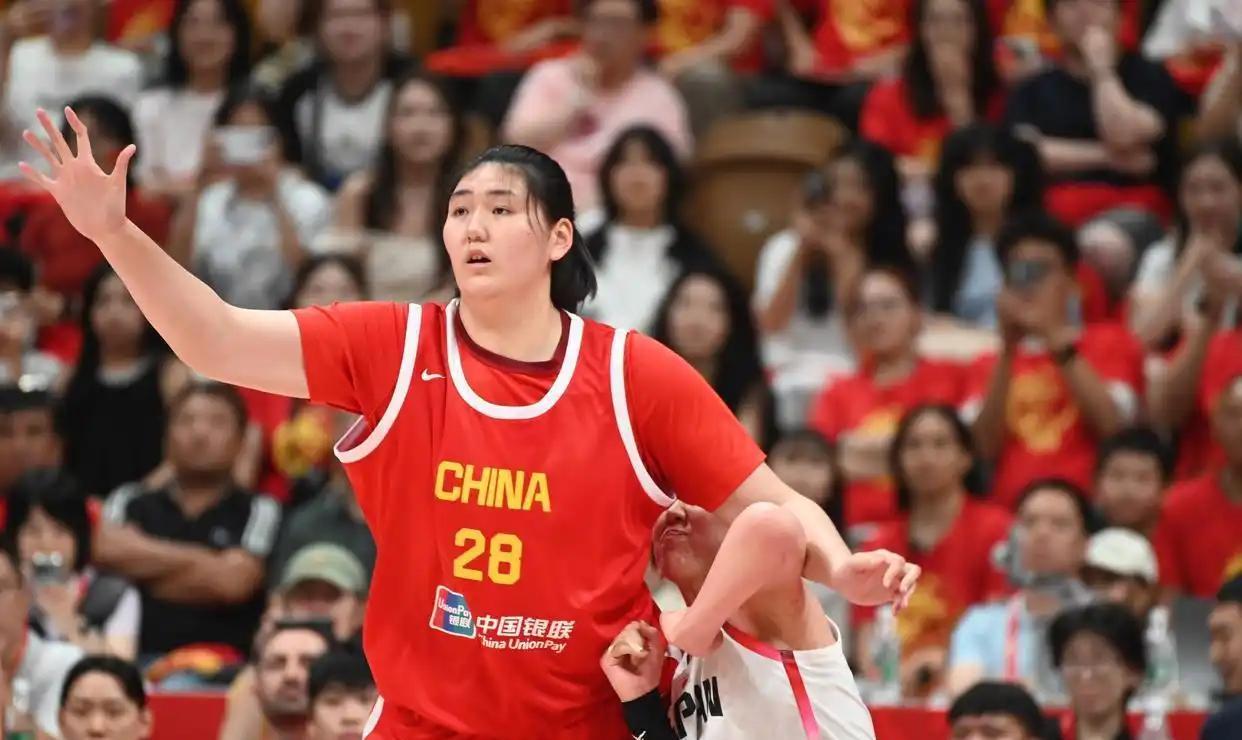日本女篮是一面镜子！昨晚如无张子宇，中国女篮恐输日本：
1、张子宇在内线的牵制效