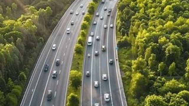 高速上，龟速比超速更可怕？