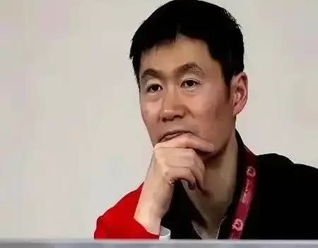 不得不说，
自从王主席上台后，
国乒发生了6大变化:
1，樊振东有球打了

