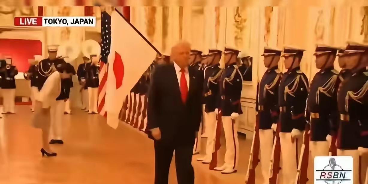 美日会晤，高市早苗的奴媚丑态，彻底暴露了根深蒂固的国民性：强必盗寇，弱必卑伏。更