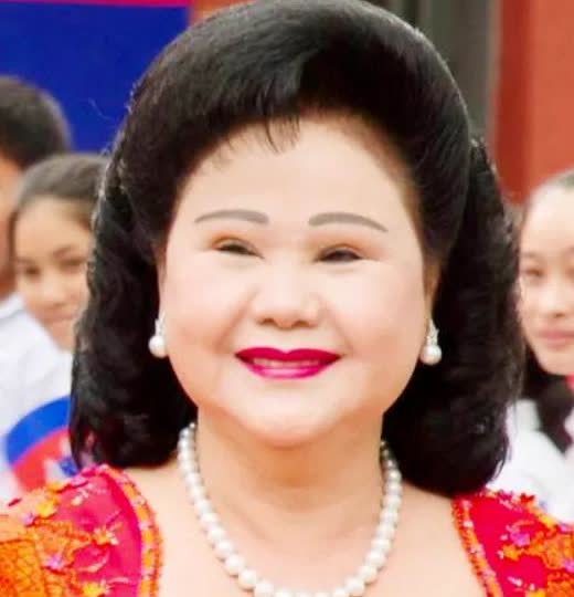 👑洪森两个女儿太美了，柬埔寨第一夫人的珠宝衣橱也太绝了吧！
谁能想到 69 