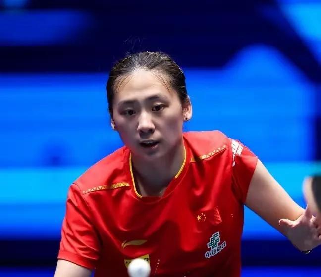 陈熠逆袭成功，打败早田希娜，晋级4强
昨晚，陈熠对阵日本绝对主力早田希娜
在0：