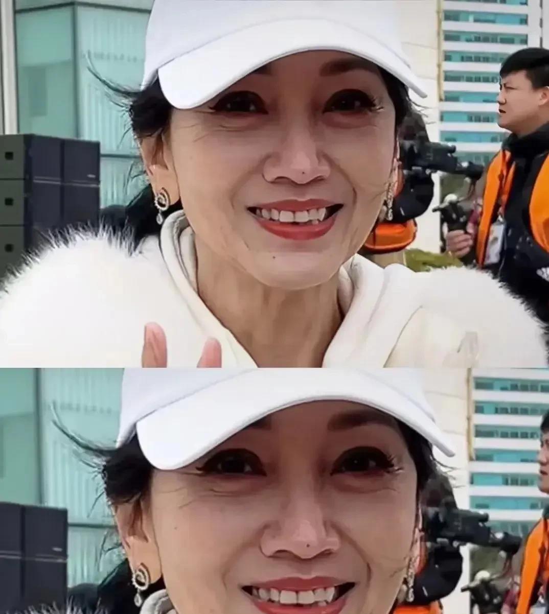 我要是做了这件事，肯定后悔。[捂脸]
不知道赵雅芝跑完马拉松后悔了没有？有网友揪
