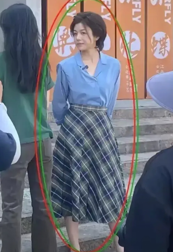虽然离婚了，馋她的人应该很多吧？