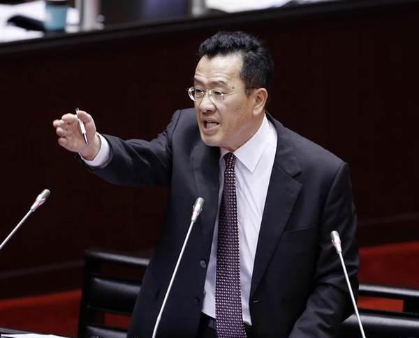 伪台政府已经开始丧心病狂了！
马上就到抗日战争胜利纪念日了，我们这边邀请对岸的国