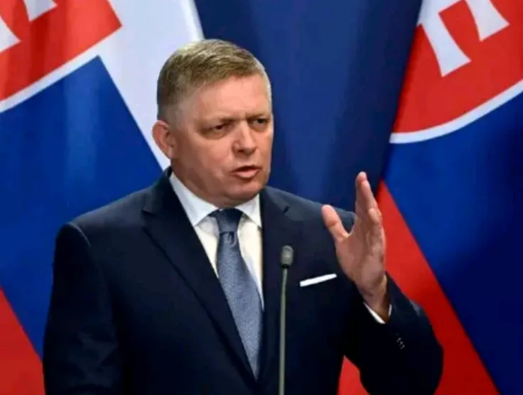 当地时间17日，斯洛伐克总理罗伯特.菲科宣布，由于欧盟委员会已明确表示，愿意和布