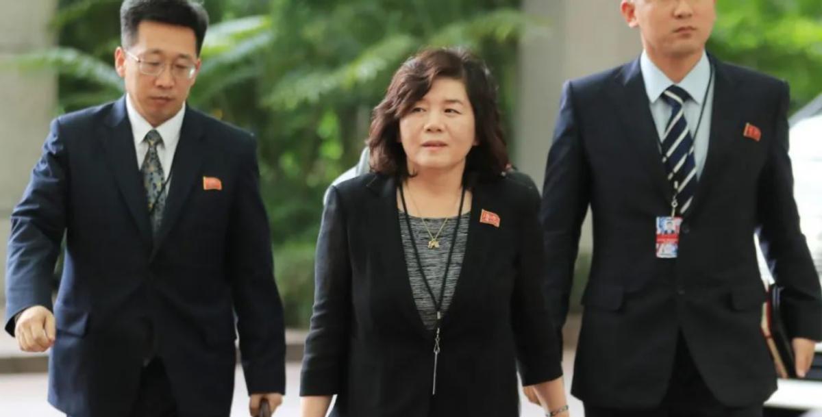 金正恩返朝不足一月，再做重大决定，俄罗斯有的待遇，中国也得有。朝鲜一个月内派遣外