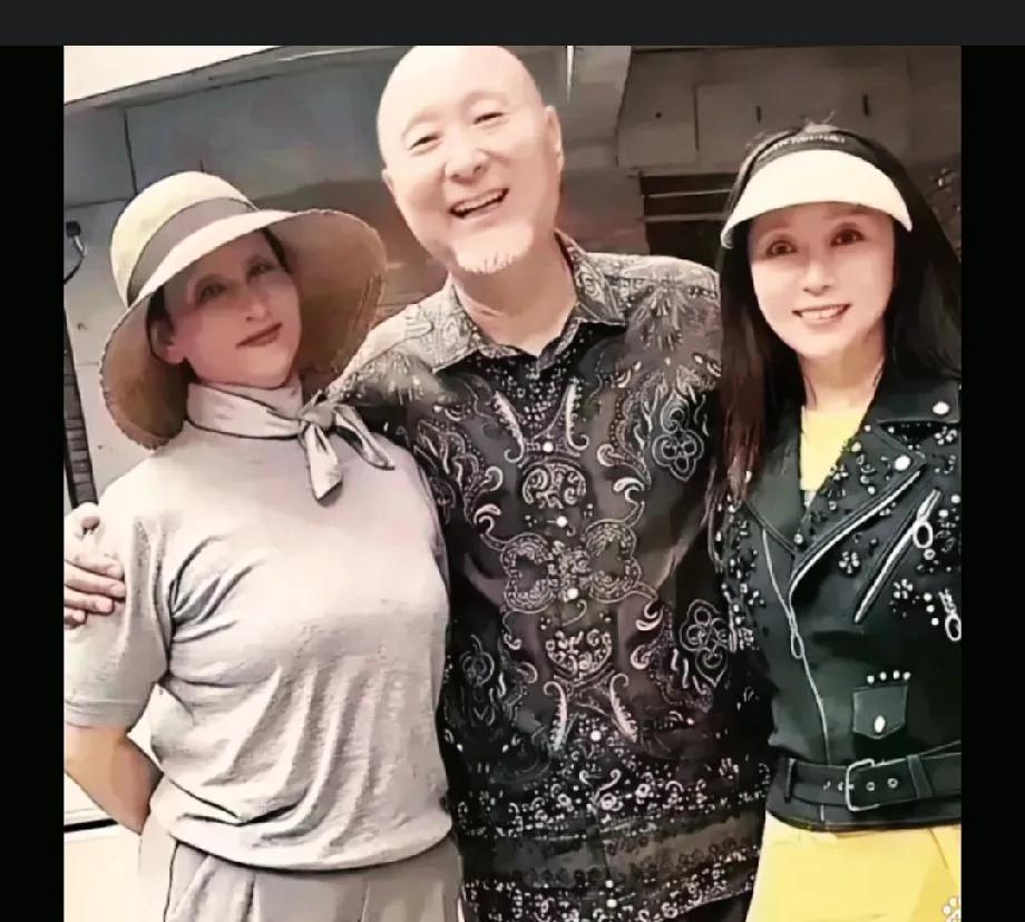 时代不同，那时的明星，是真正的爱好文艺的，这些人才是真的艺术前家！