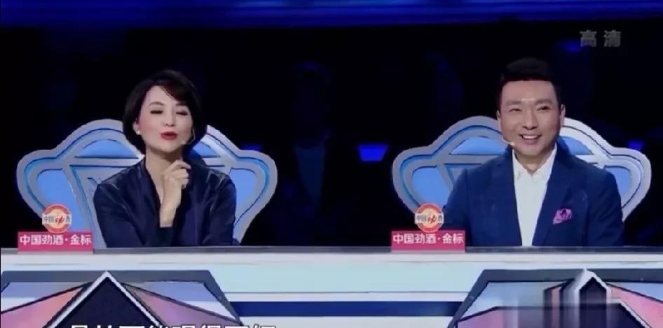 央视主持人大赛开始了，点评嘉宾由原来的董卿和康辉变成了鲁健和康辉，实话实说，这三