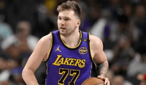 近日，前NBA球员罗伯特-霍里在一档节目中谈到了卢卡-东契奇，他认为尽管东契奇已