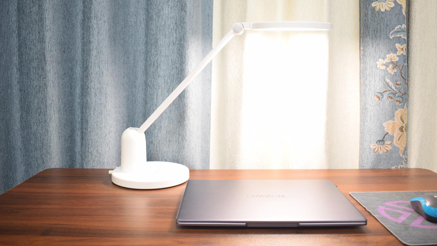 书客（suker）SKY护眼台灯：一款真正拥有自然全光谱的桌面好灯