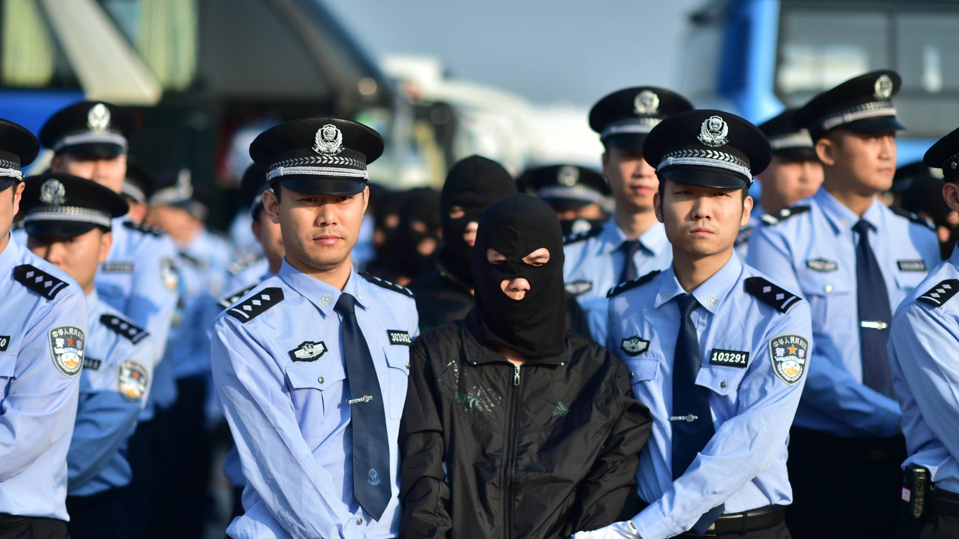 广州李绍林涉黑案：政商通吃敛财近5000万