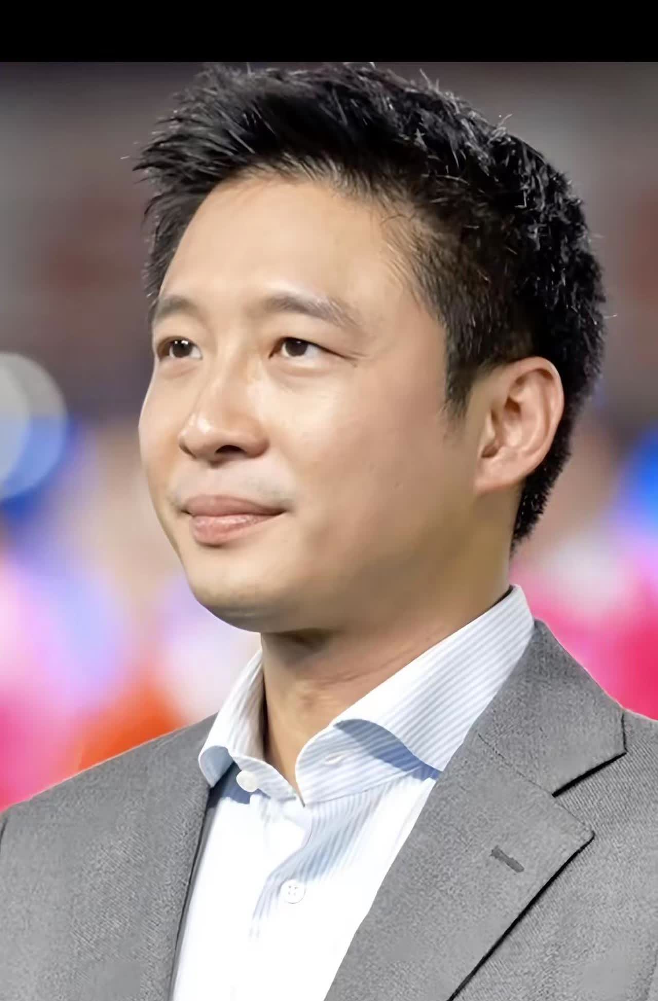站在那裡一笑你們都有心動的感覺嗎？