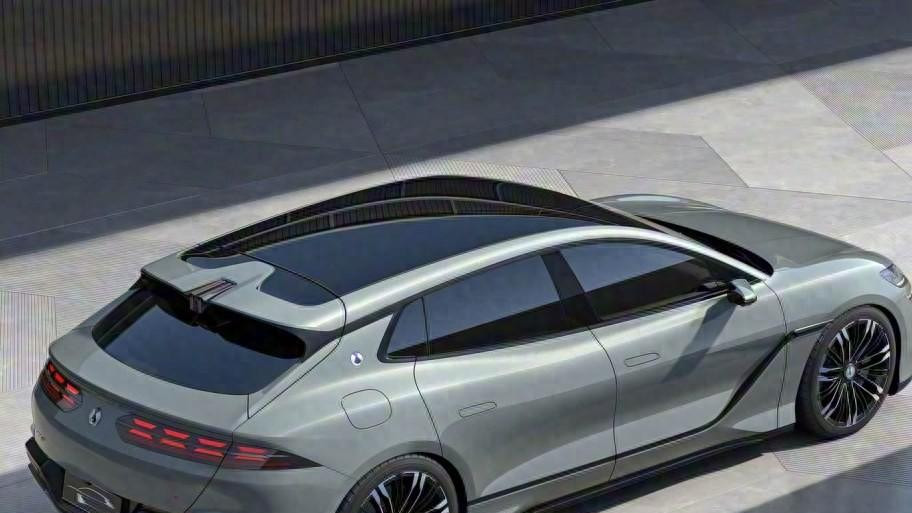 开车爽歪歪，换胎真叫惨！新能源汽车的轮胎，为啥那么贵？