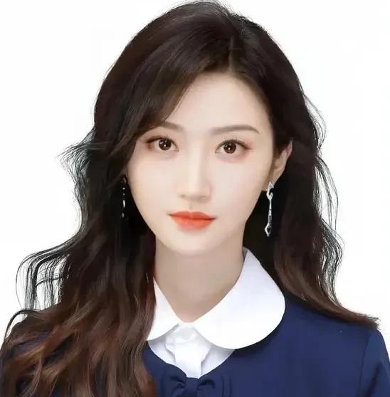 抛开演技不谈，大家觉得谁的颜值比古力娜扎美？
1.景甜
2.程潇
3.鞠婧祎
4