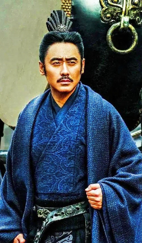 曹操不杀司马懿，是因为他并不觉得这个没碰过兵权的小秘书有啥威胁，何况司马懿的爹是